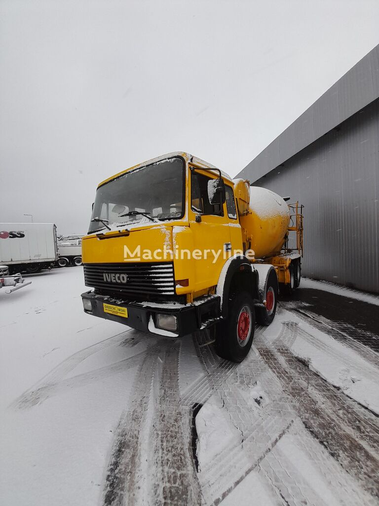 Liebherr  on chassis IVECO 320-32 concrete mixer truck