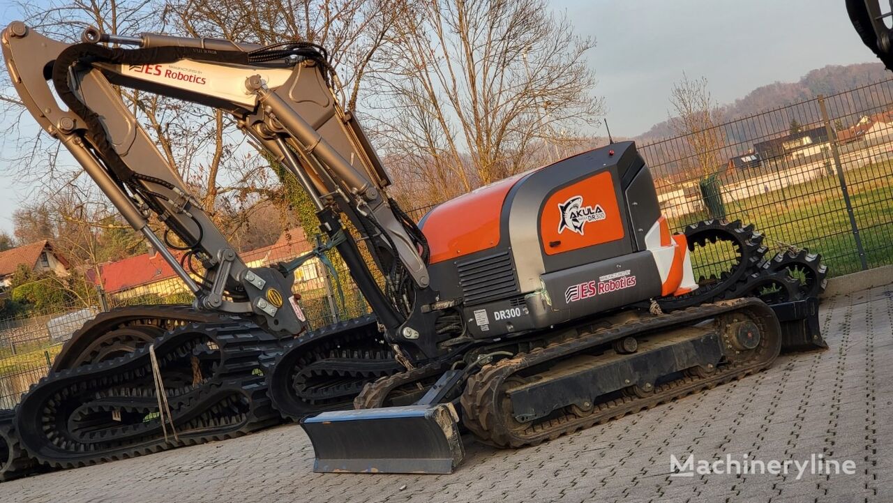 new Kubota U27-4 demolition excavator