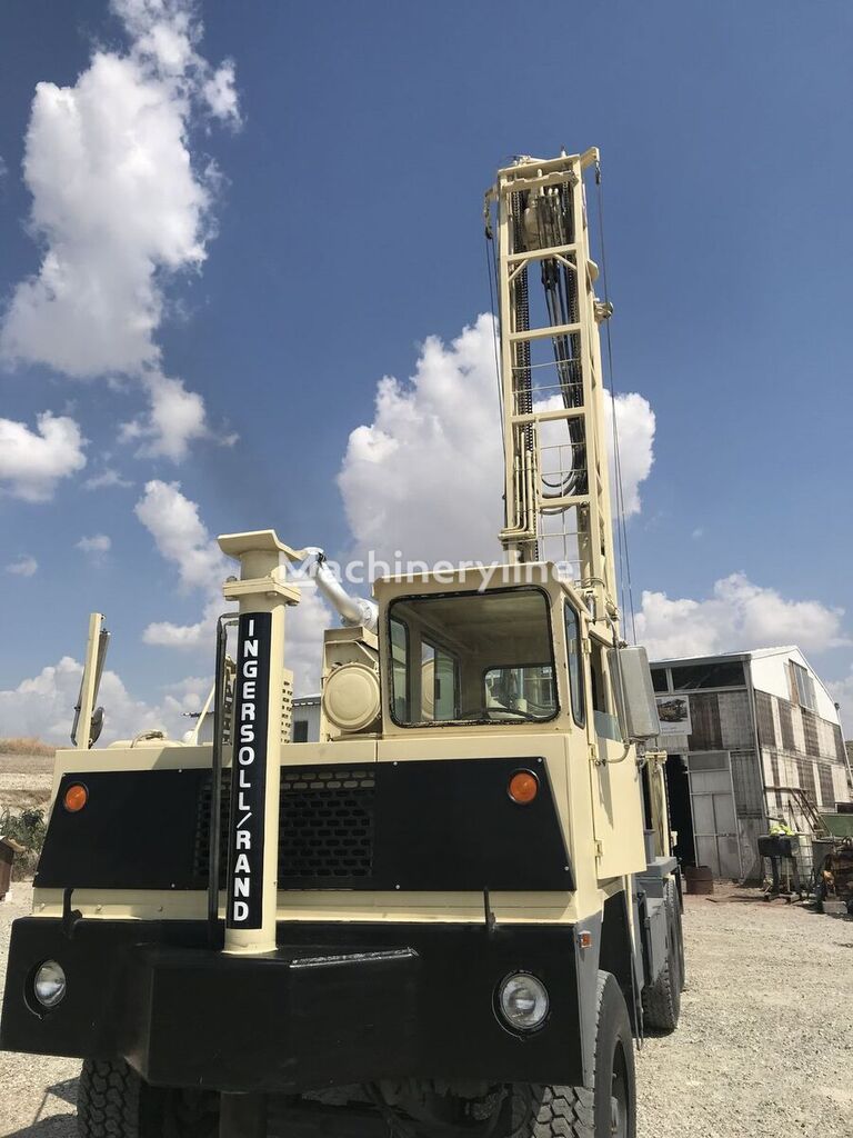 Ingersoll Rand T4W DH drilling rig