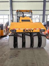 Sany SPR300 pneumatic roller
