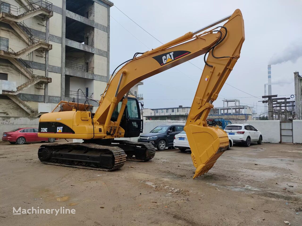 Caterpillar 320C tracked excavator