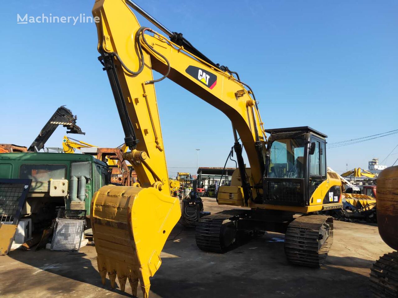 Caterpillar 320D tracked excavator