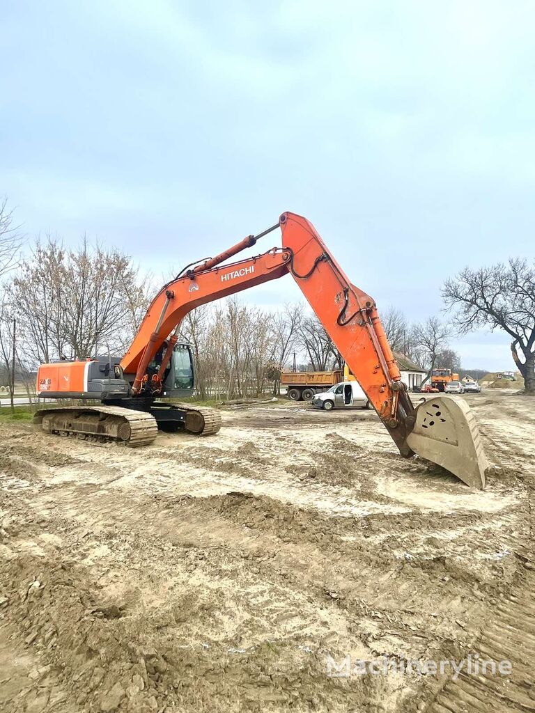 Hitachi ZX350 tracked excavator