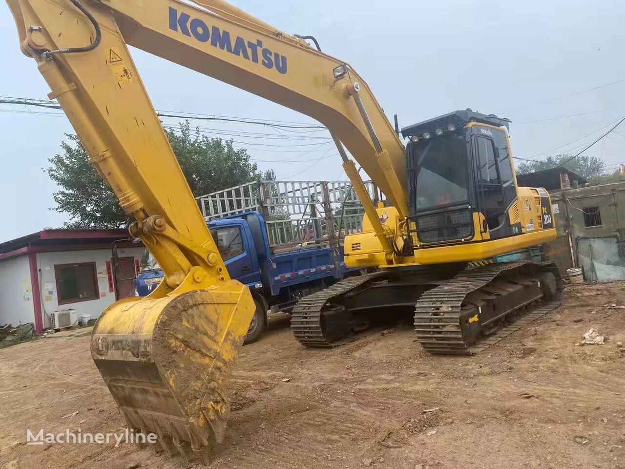 Komatsu PC200   tracked excavator