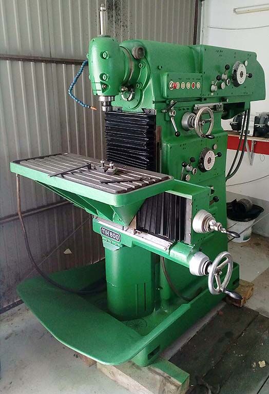 Maho MH 800 metal milling machine